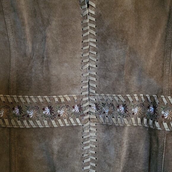 Vintage Suede Jacket with Floral Embroidery - Picture 6 of 10